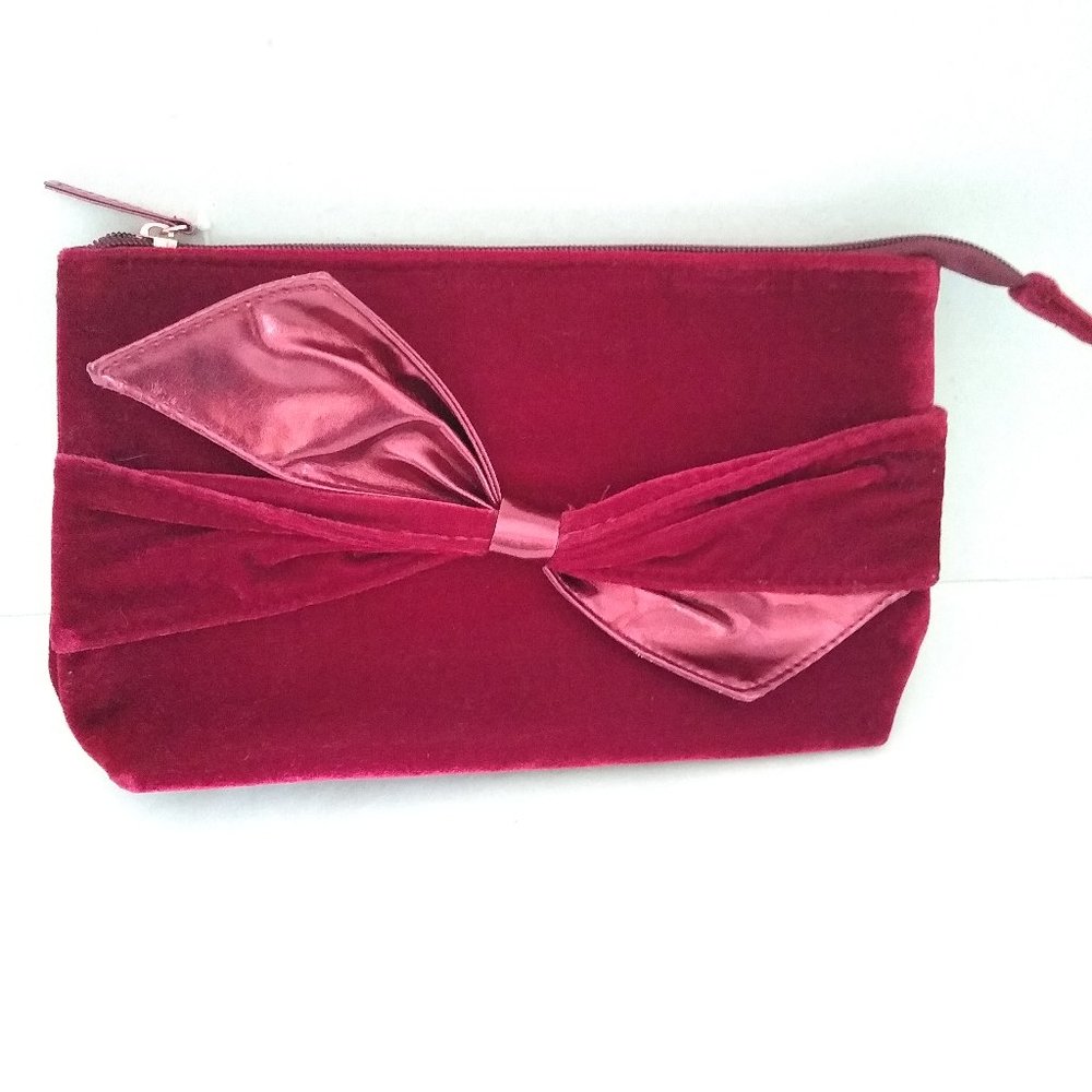 Ulta Beauty NWT Red Velvety Cosmetic Case/Clutch